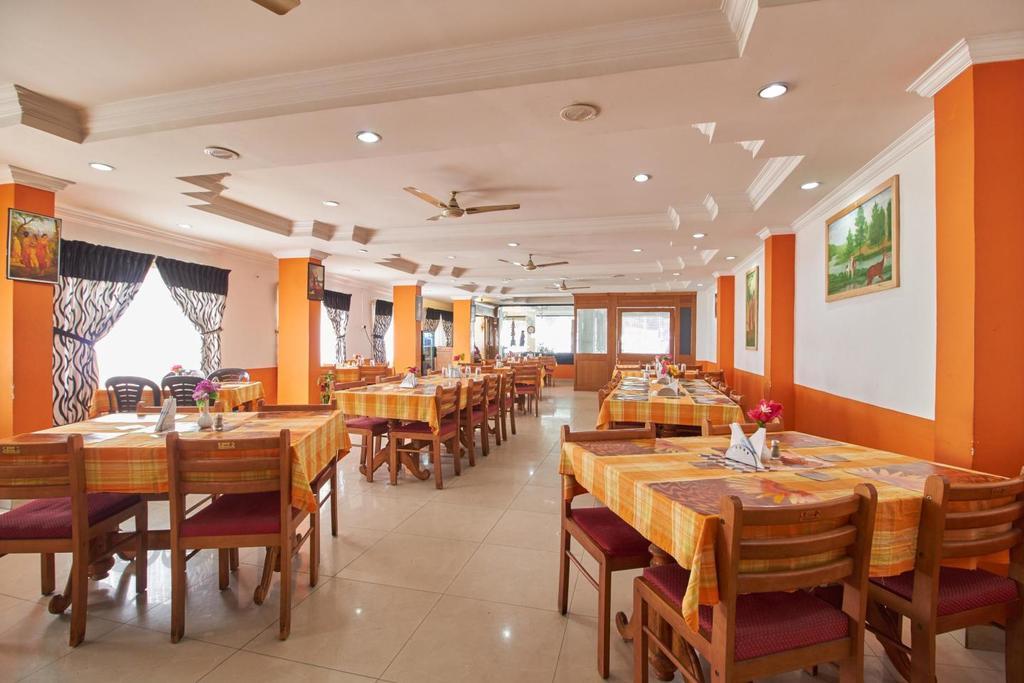 Periyar Meadows Hotell Kumarakom Exteriör bild